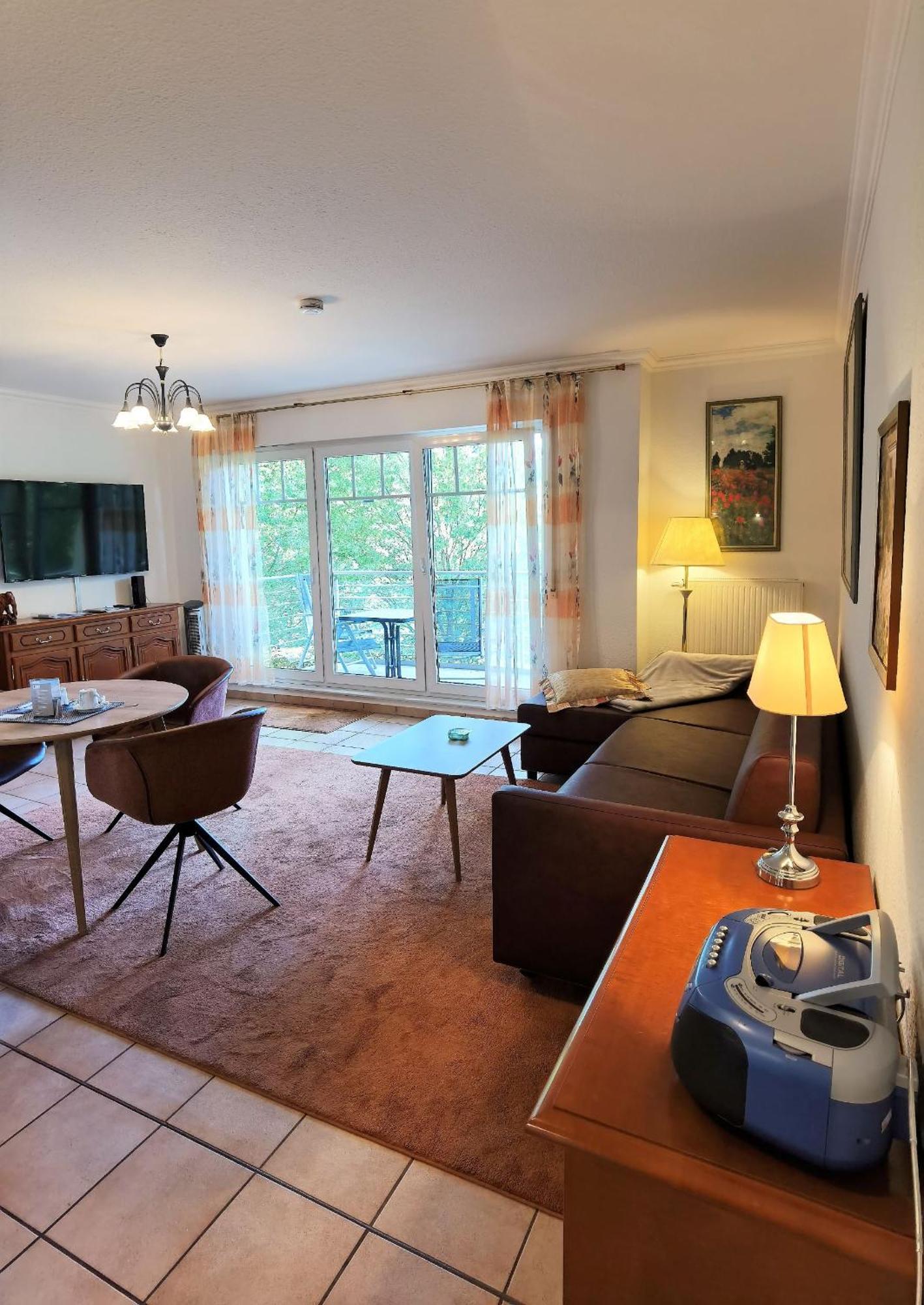 Apartment Juliane In Der Zum Kronprinzen Direkt Gegenüber Der Saarow Therme