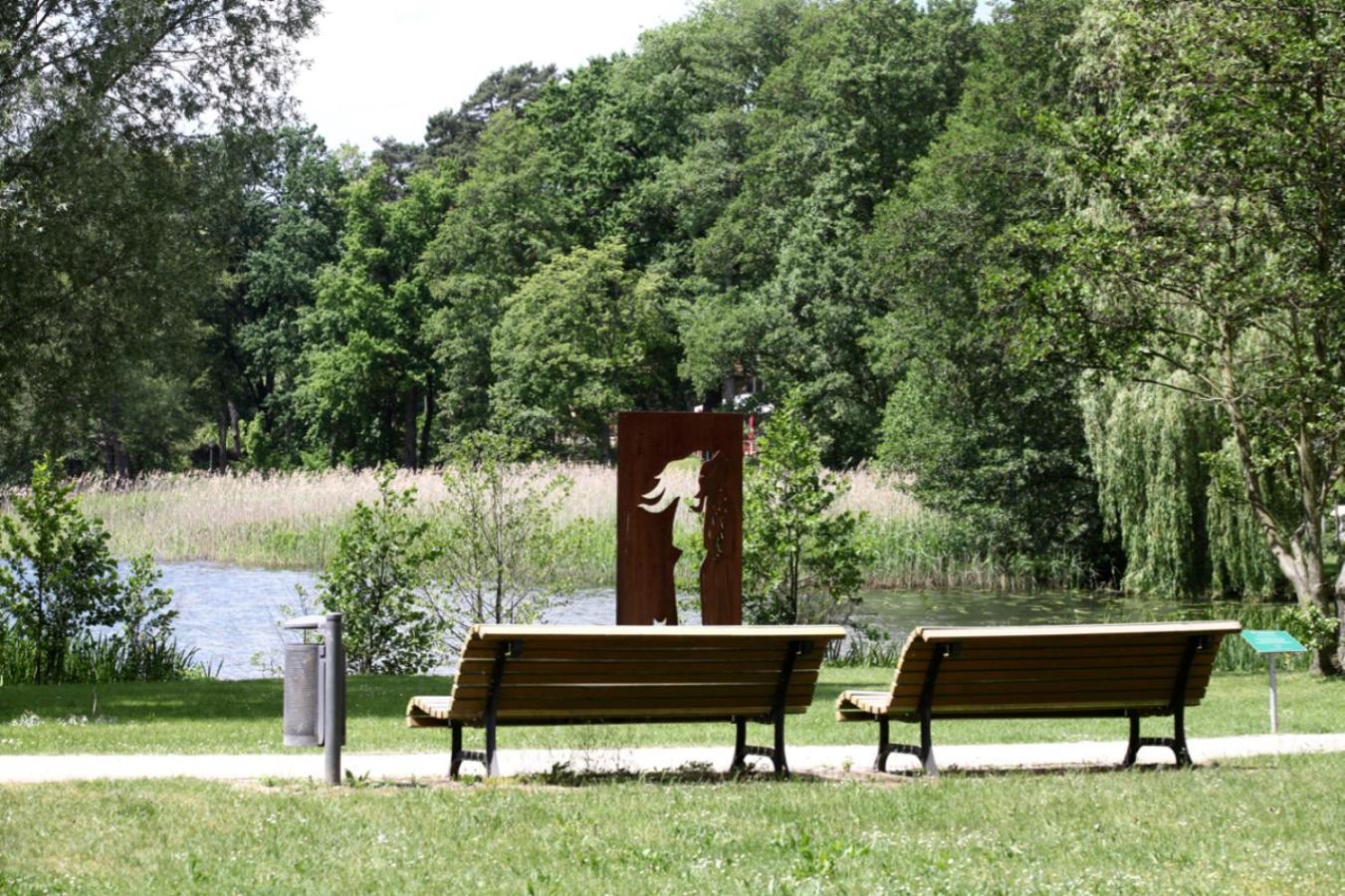 Juliane In Der Zum Kronprinzen Direkt Gegenüber Der Saarow Therme Bad Saarow