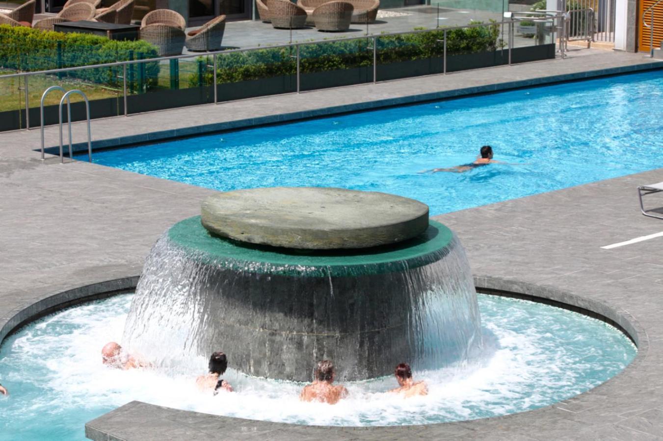 Juliane In Der Zum Kronprinzen Direkt Gegenüber Der Saarow Therme * Bad Saarow